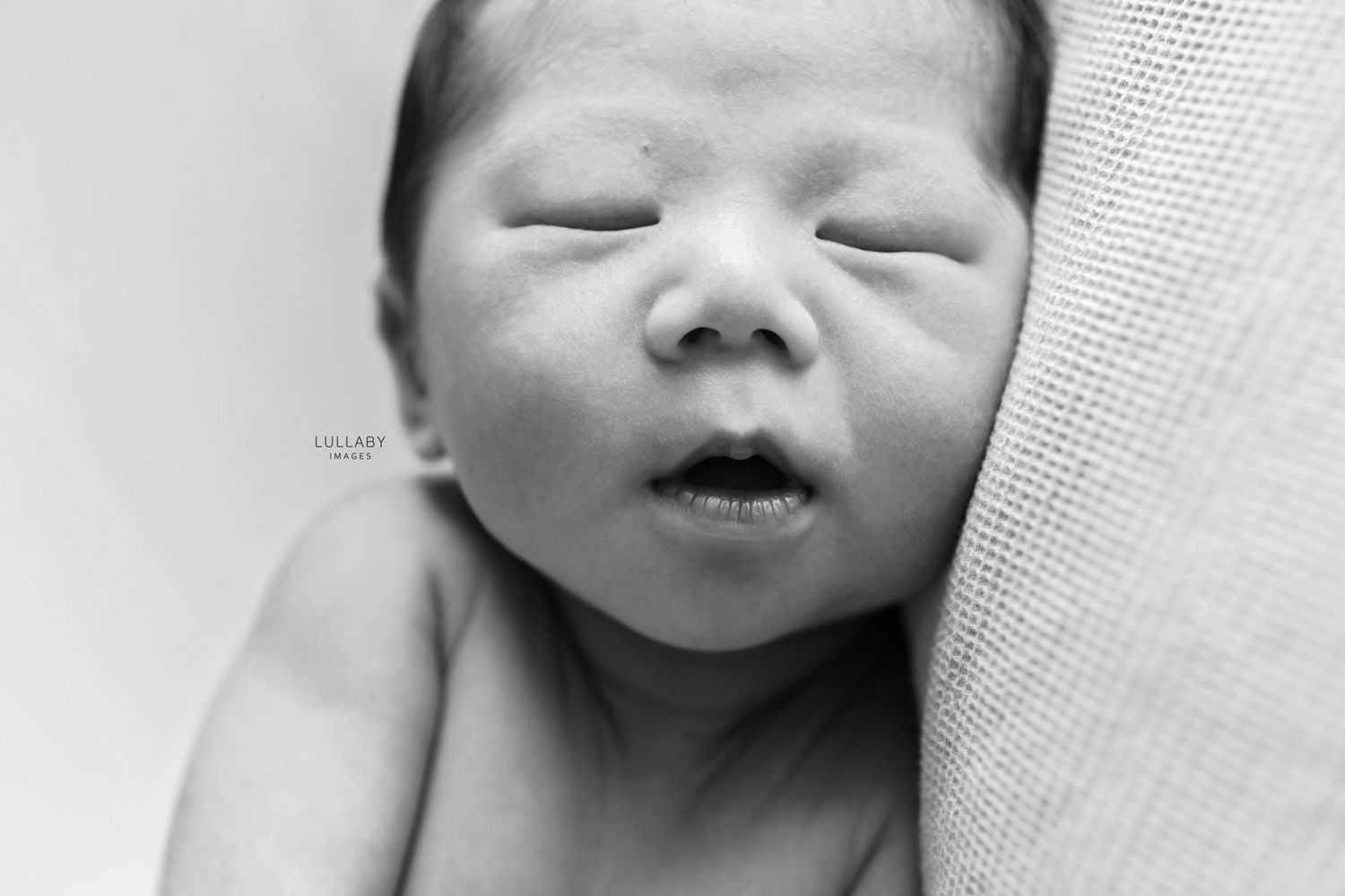 Hong Kong newborn photographer