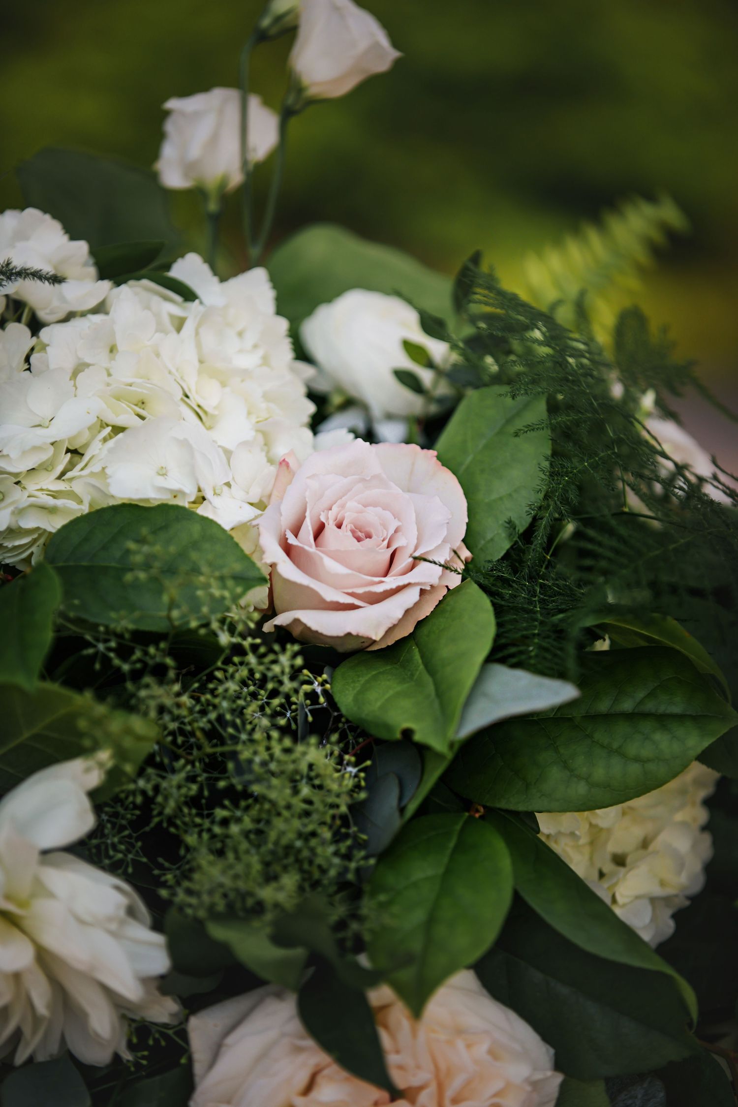 Whistle Bear Golf Club Cambridge Wedding Photos