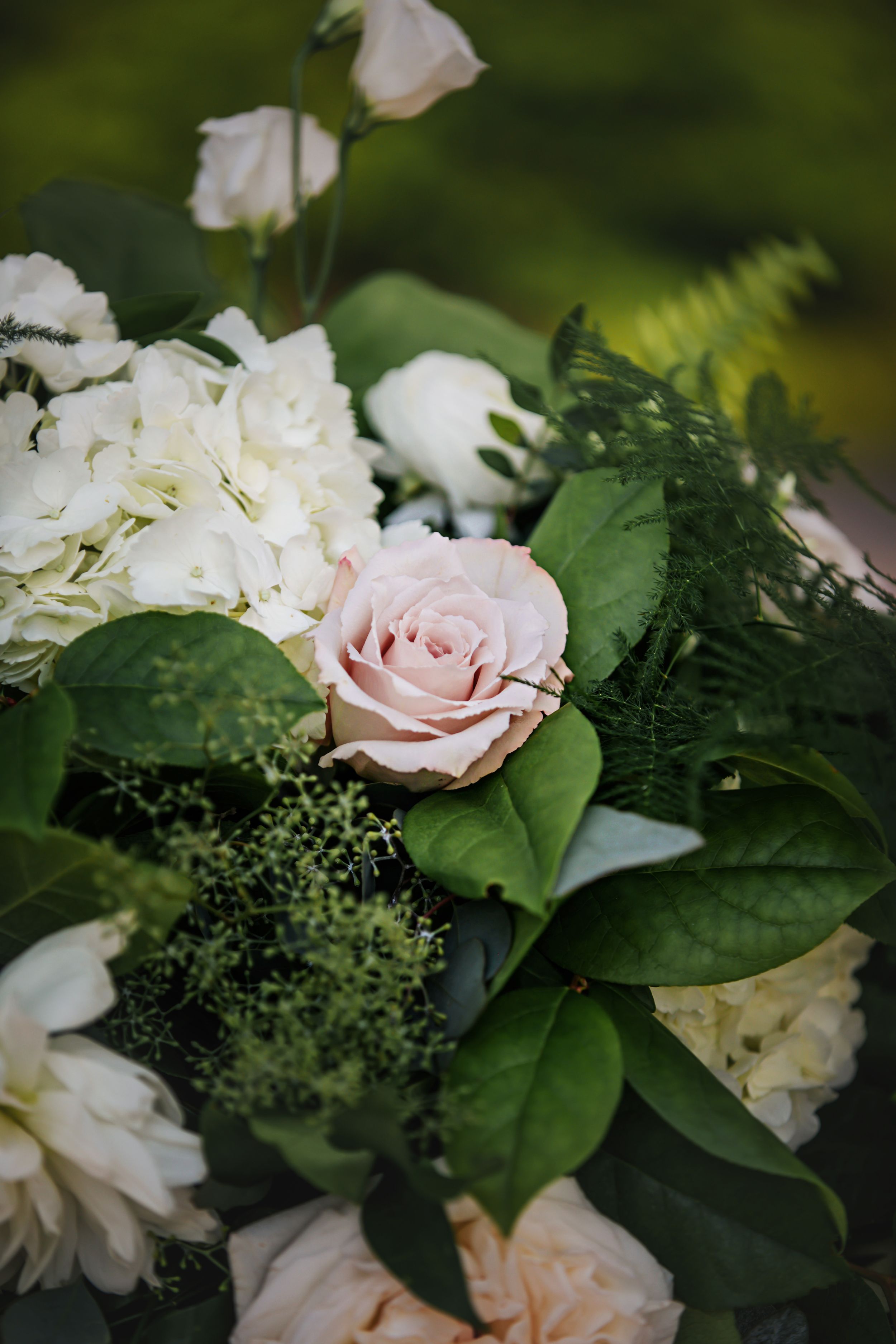 Whistle Bear Golf Club Cambridge Wedding Photos