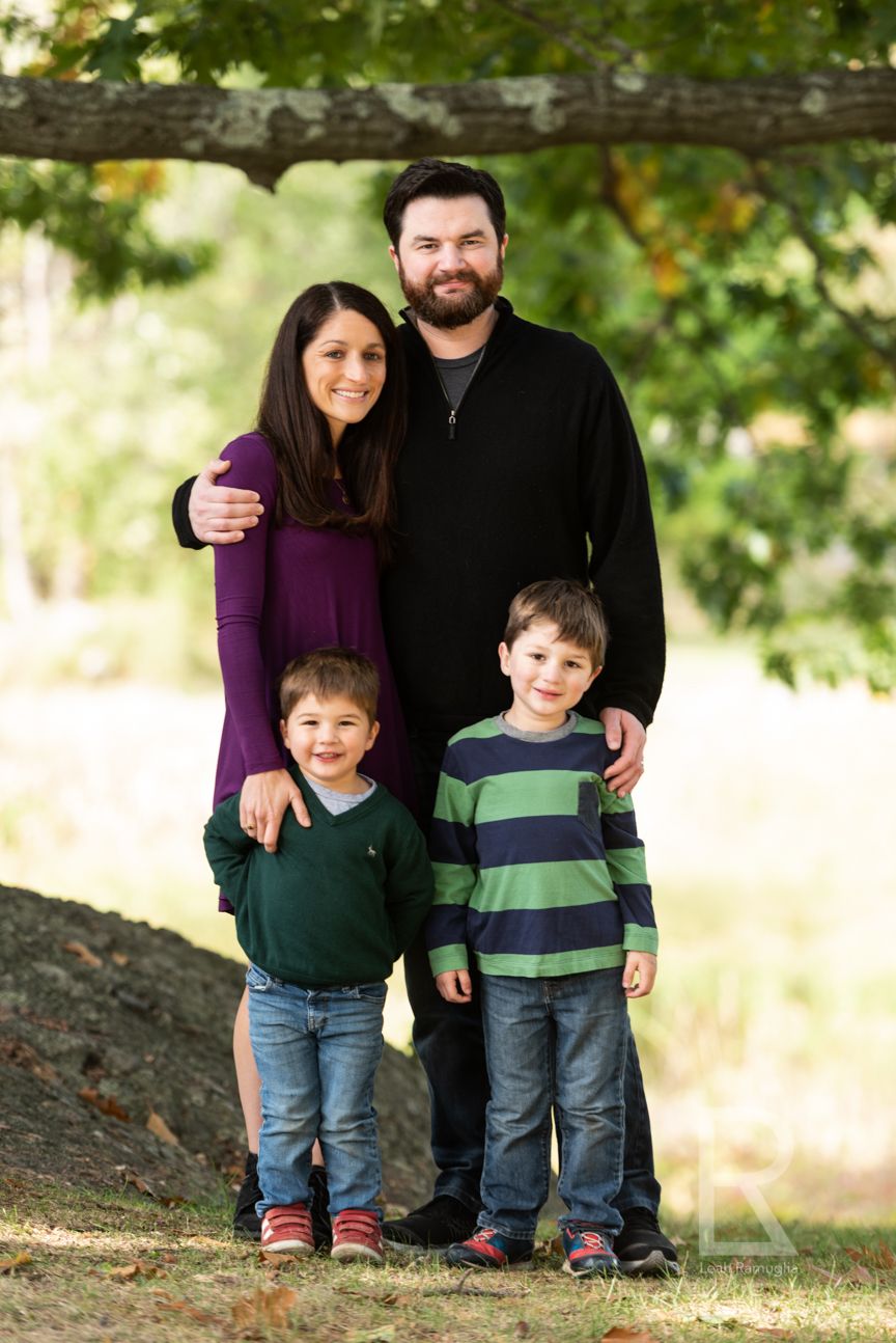 Leah Ramuglia Photography autumn family fall foliage portraits at Larz Anderson Park in Brookline, MA