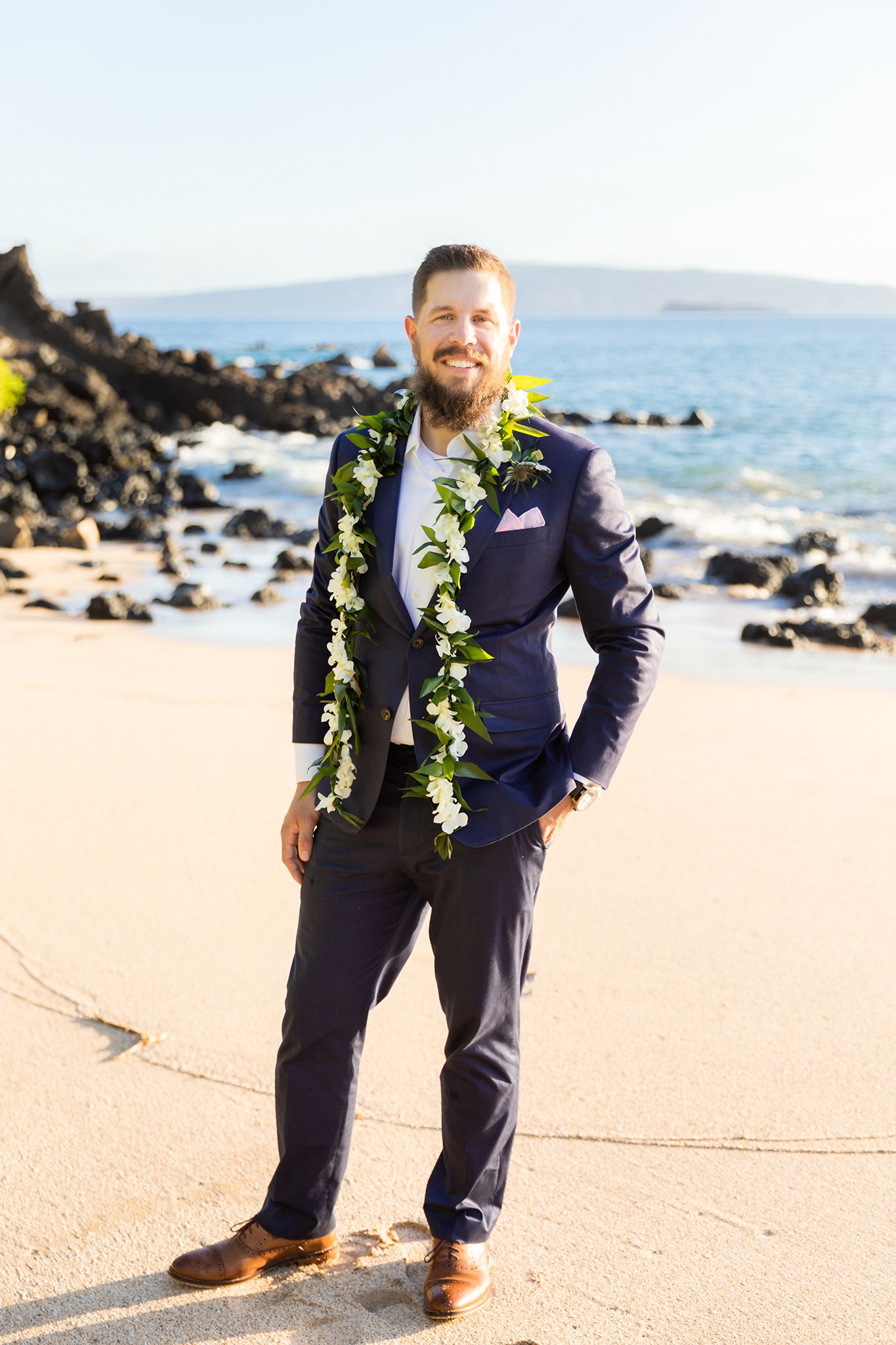 maui groom portrait