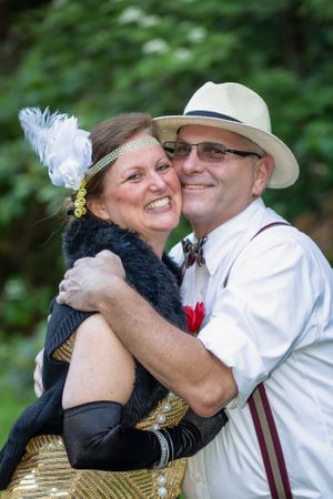 couple dresses in 1920's costume