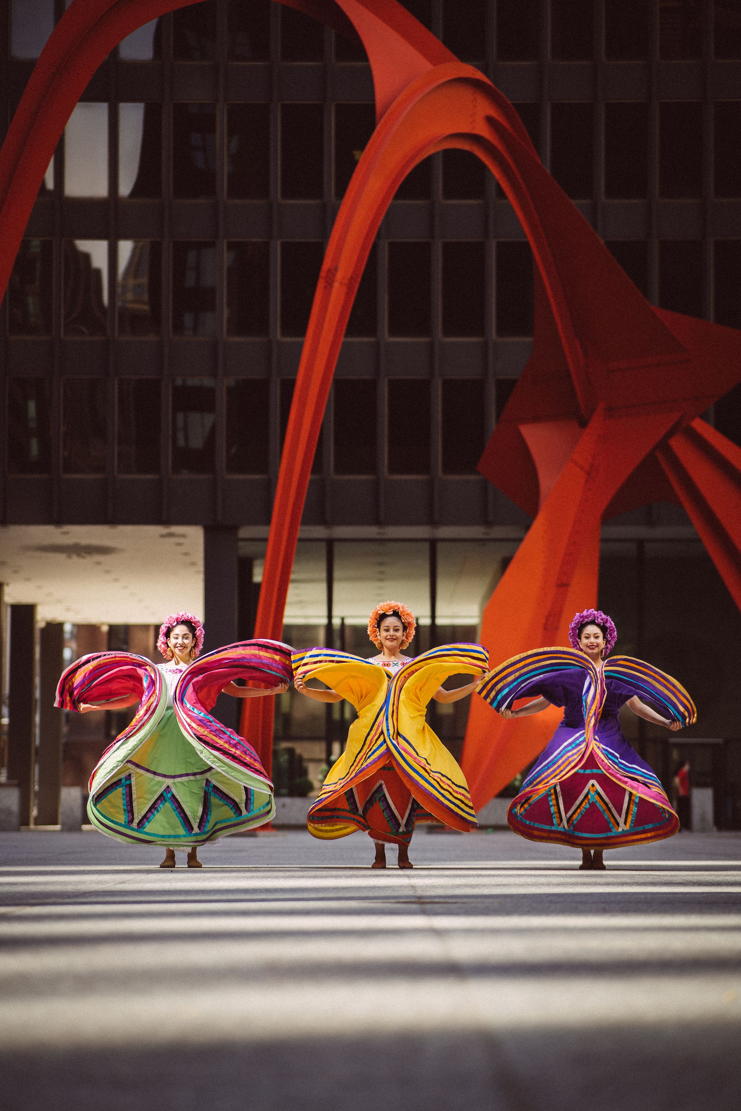 Chicago Mexican Folkrico Folk Dance Photography Calder's Flamingo