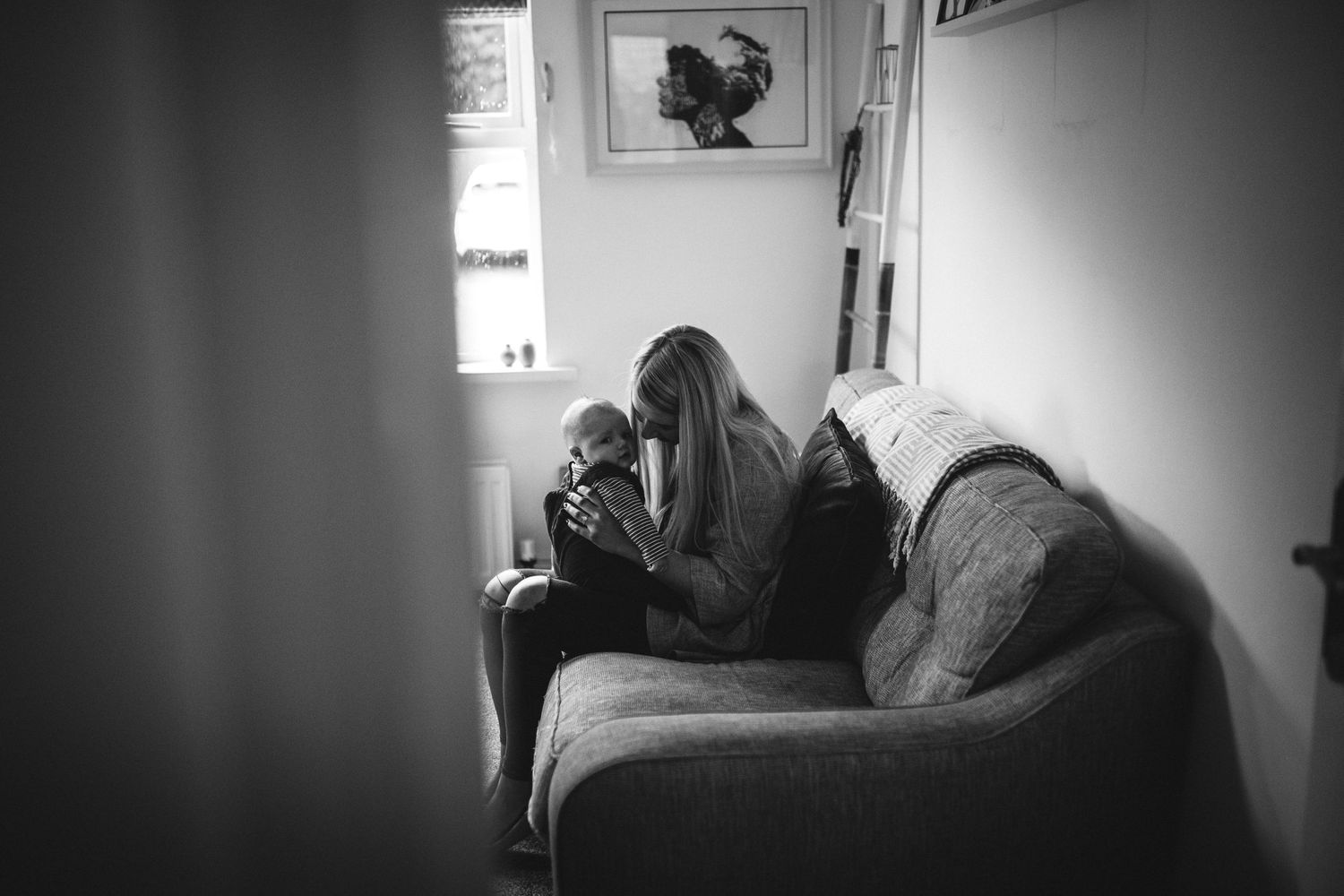 Mothering Sessions by Kellie Scott Photography. Motherhood photography. Mummy and Me Photos. Natural family photos.
