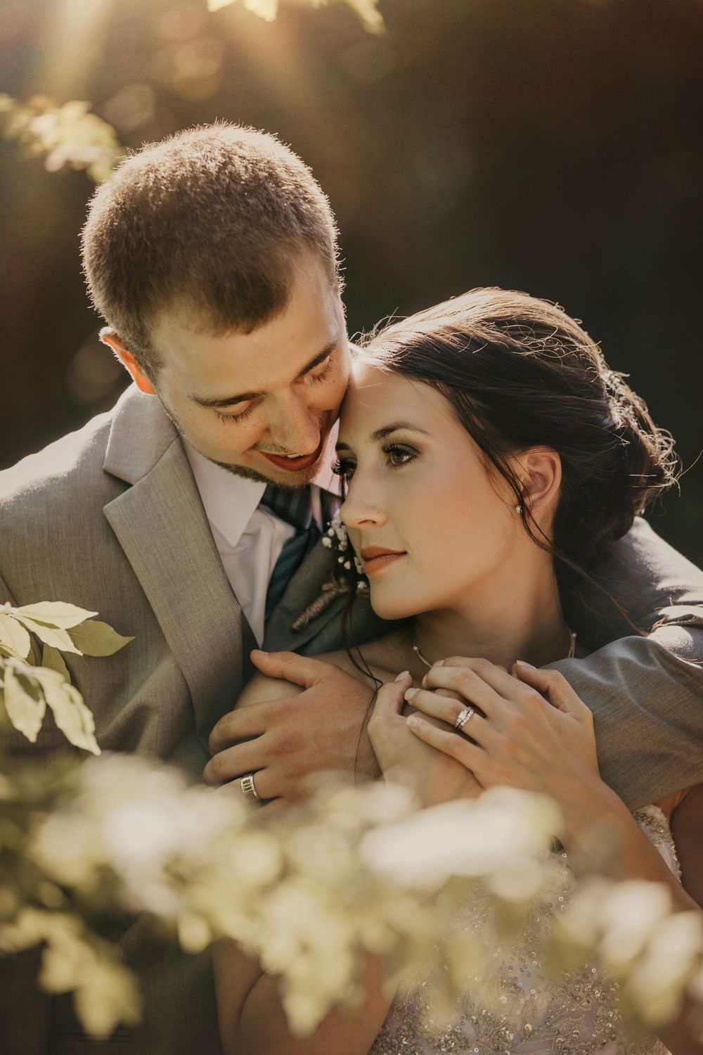 Rustic Farmhouse Backyard Wedding Photos by London Ontario Photographer Shawn Van Daele