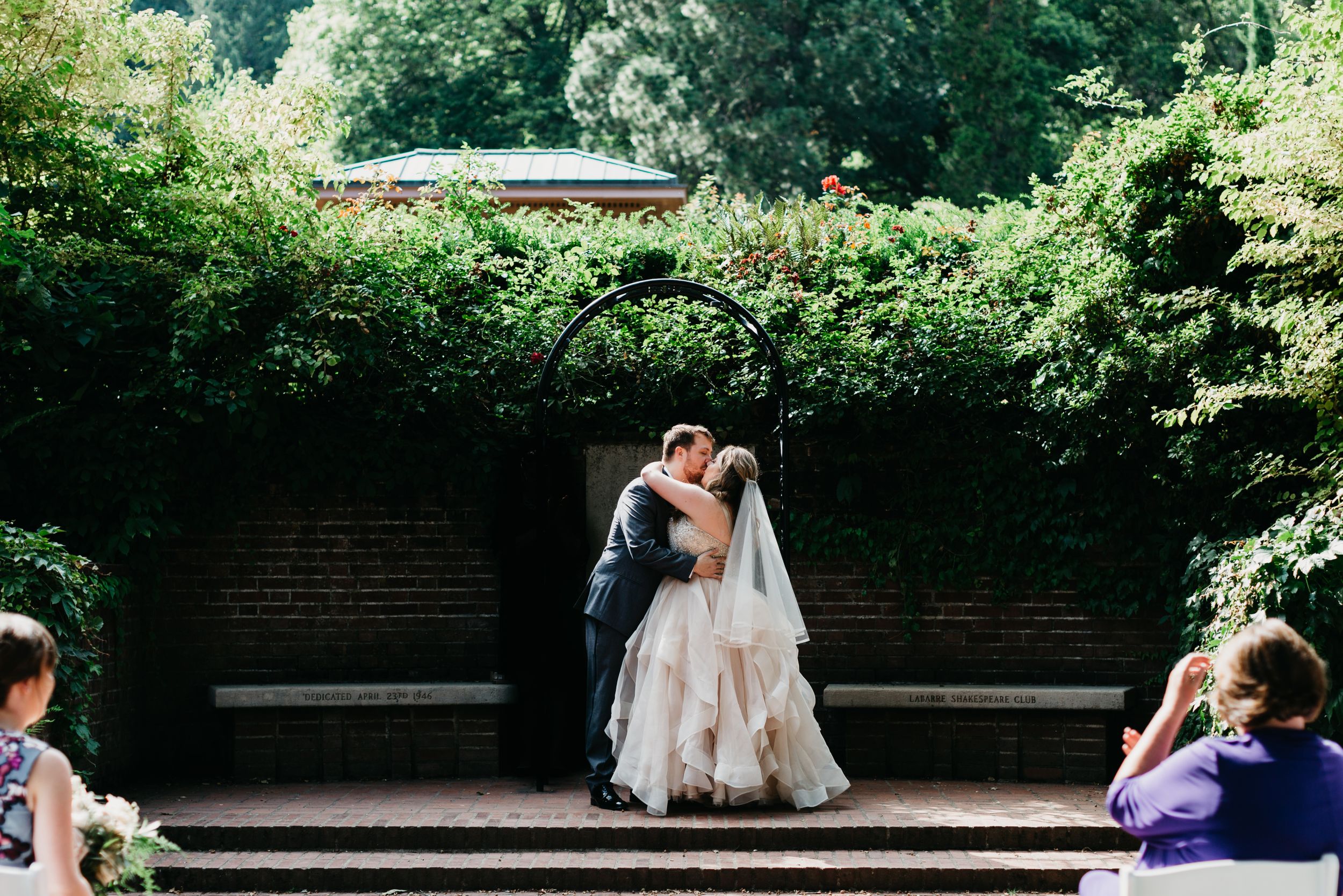 rose test garden wedding, Oregon wedding ideas, Portland wedding, rose garden wedding, Oregon wedding photographer,