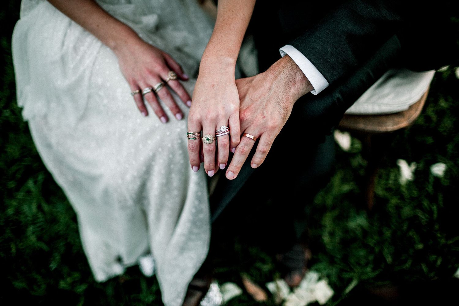 picture of bride and groom's wedding bands