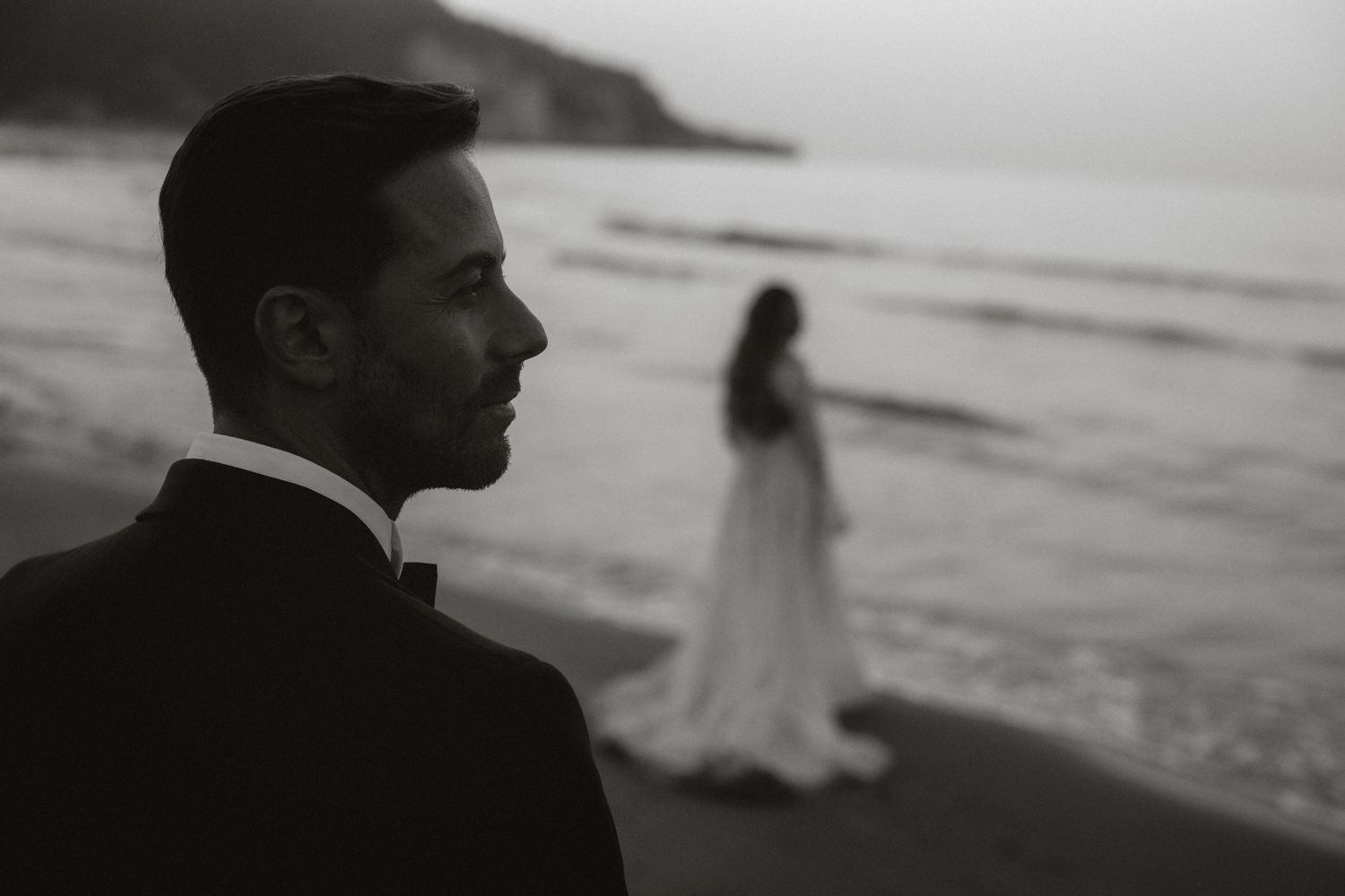 Post wedding - coppia - fuga d'amore - mare - spiaggia - scambio di promesse - Puglia