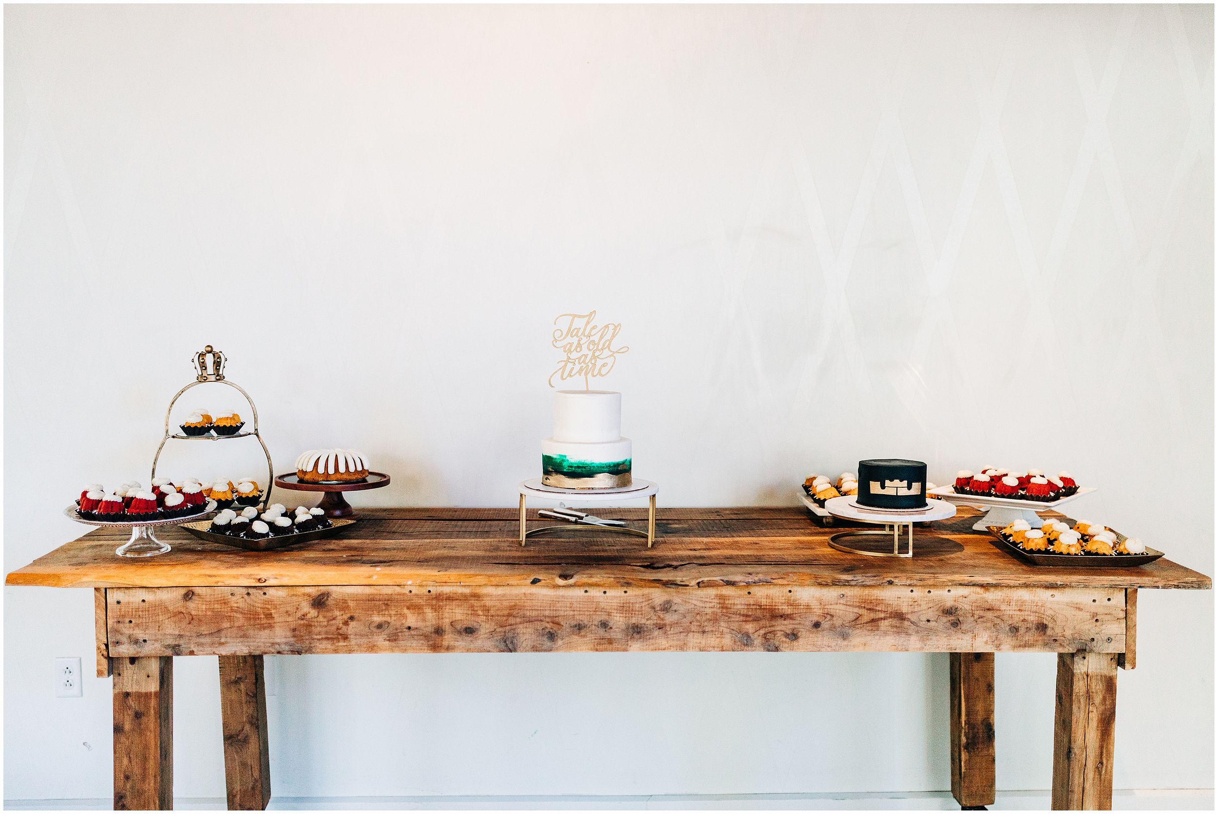 Wedding Cake Table