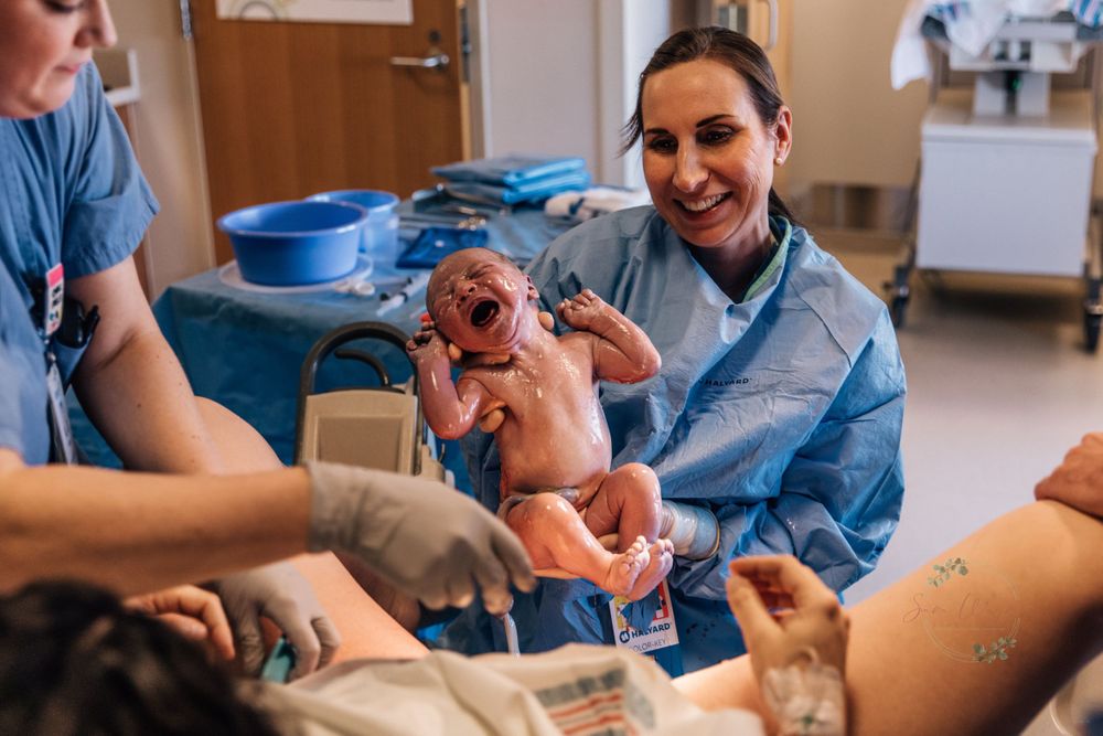 Northwest AR OBGYN catches baby moments after delivery
