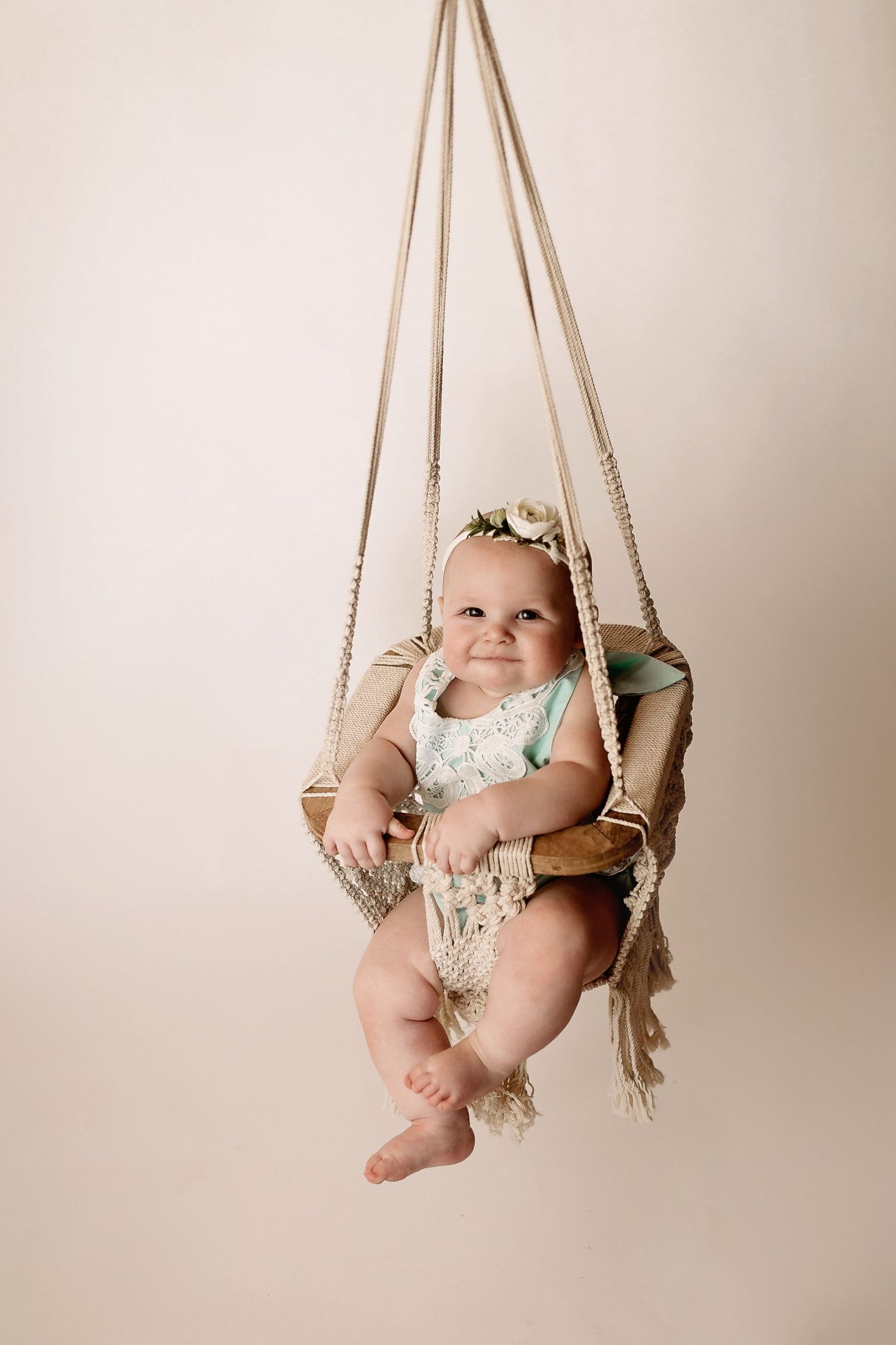 milestone, baby girl, swing prop