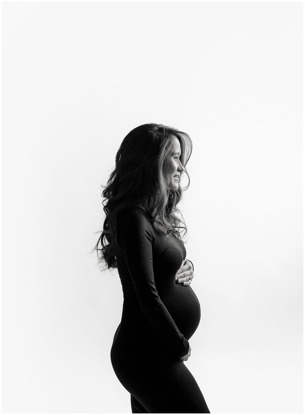 Austin Newborn Photography Maternity Portrait Modern Black and white profile