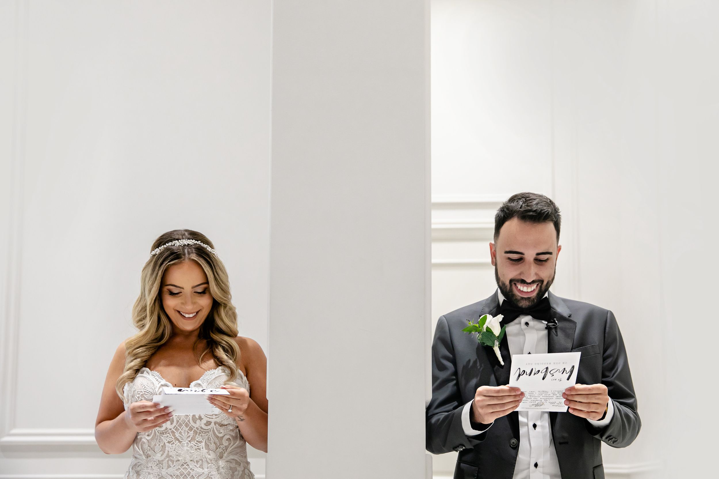 Cute and quirky little wedding in Schomberg and Arlington Estate by photographer Shawn Van Daele