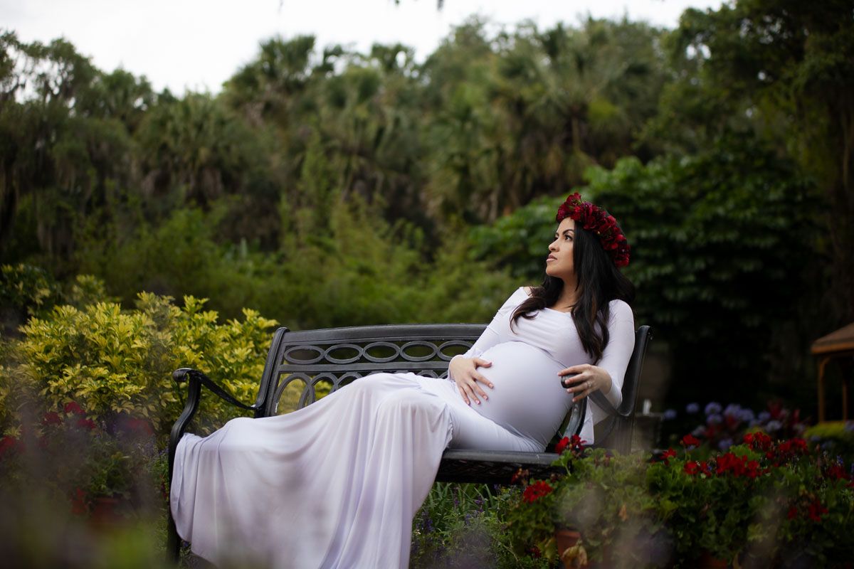 maternity photo at gardens in jacksonville fl t. reichert photography