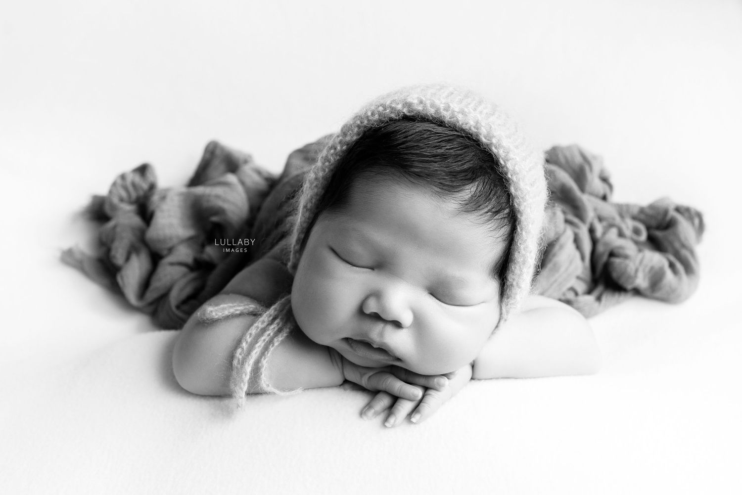 Hong Kong Newborn Photographer Lullaby Images