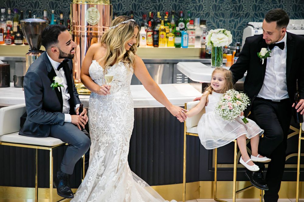 Cute and quirky little wedding in Schomberg and Arlington Estate by photographer Shawn Van Daele