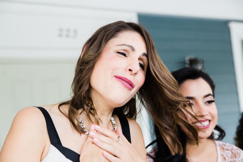 Friends react to seeing Hudson Valley bride before ceremony