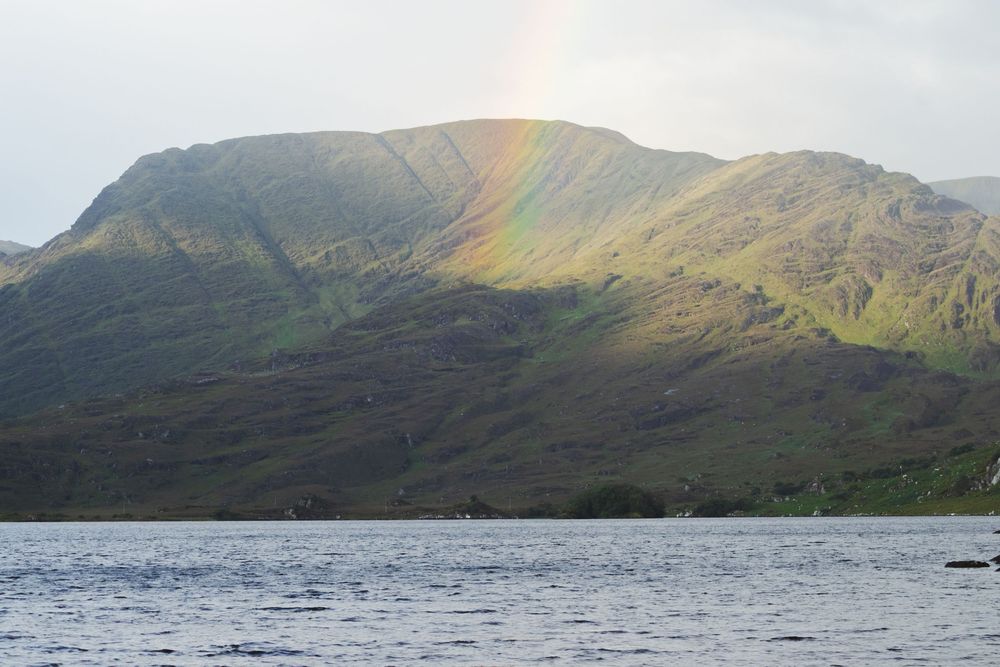 arc en ciel à Clool Lough road trip irlande van