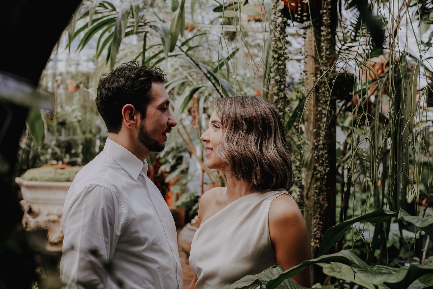 san francisco engagement session, conservatory of flowers engagement session, san francisco engagement photographer