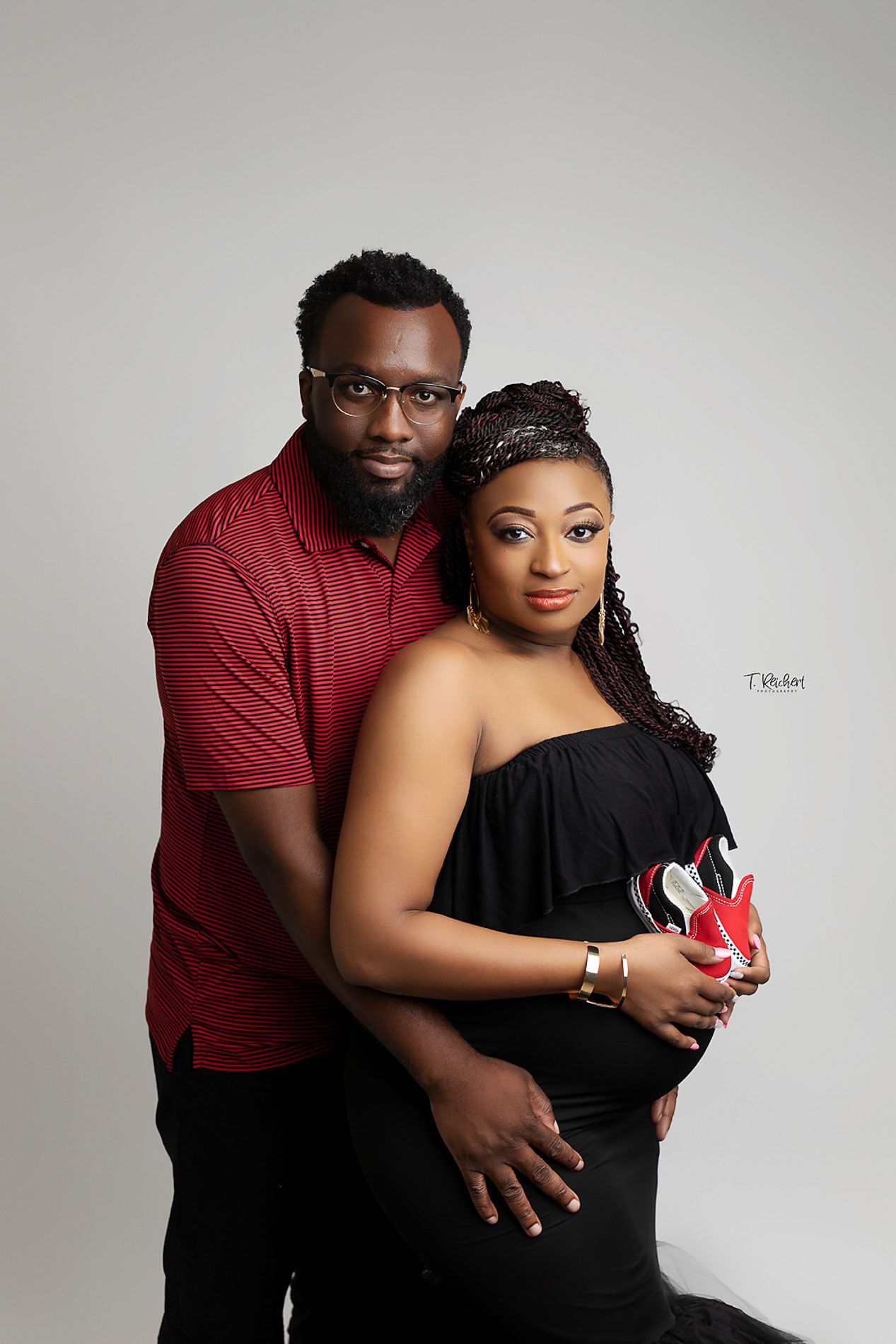 studio maternity photographer kansas city ks manhattan new york city red vans sneakers
