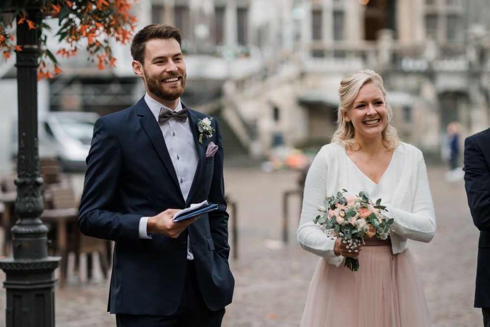 Weißer Saal Rathaus Aachen Trauung Hochzeit Hochzeitsfotograf herrundfrauk