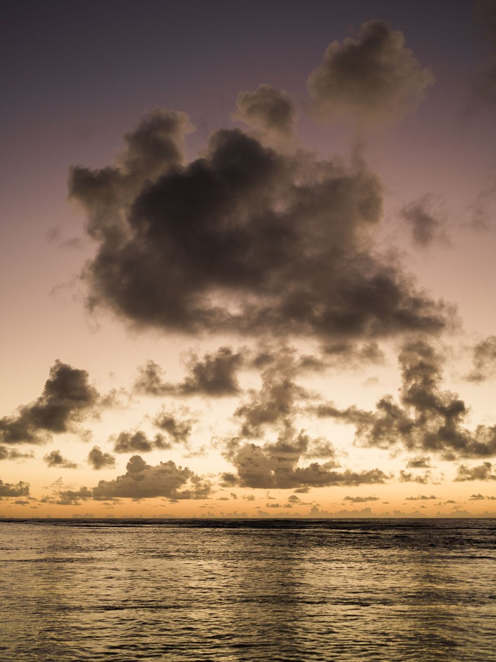 horizon au lever du soleil