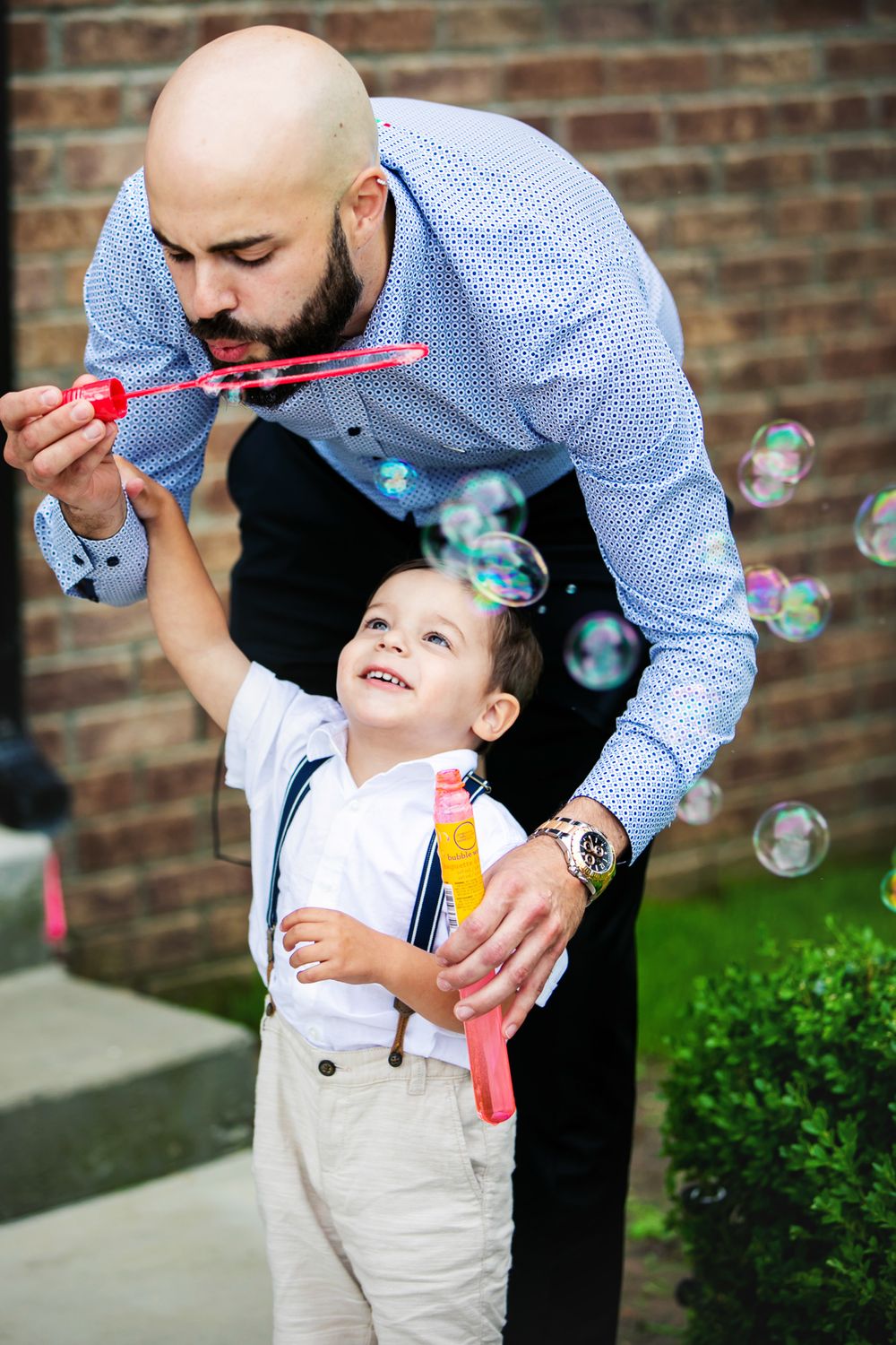 Cute and quirky little wedding in Schomberg and Arlington Estate by photographer Shawn Van Daele