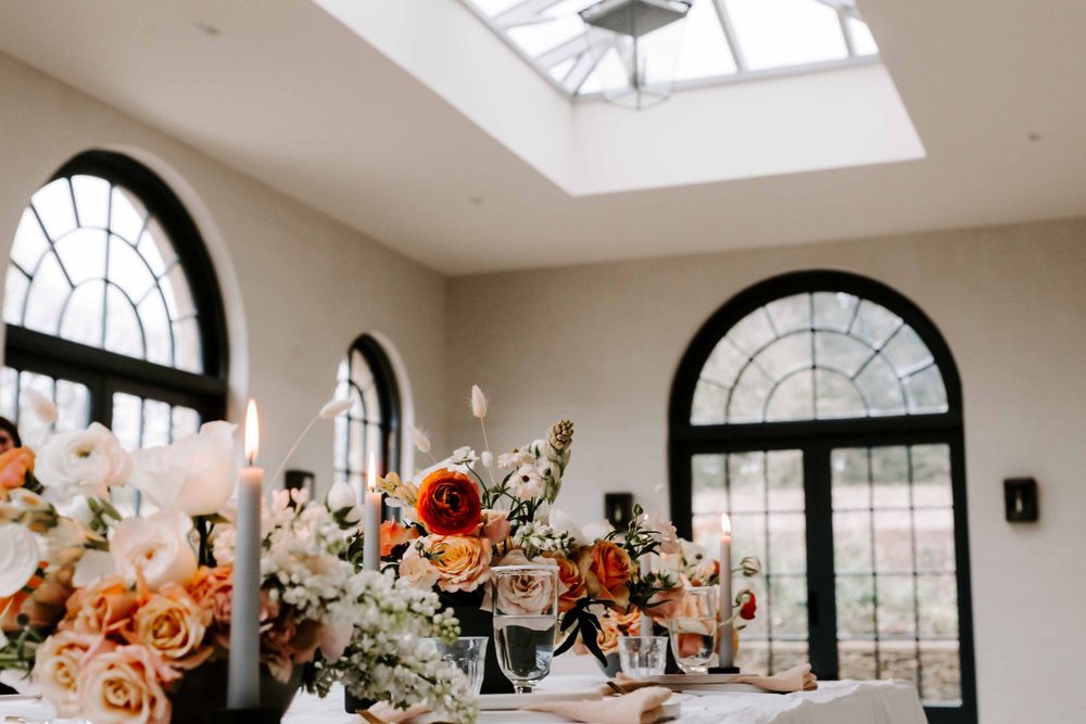 Wedding day details, flowers, rings
