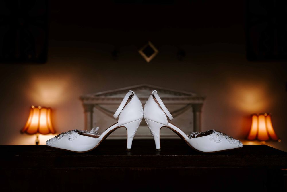Wedding day details, flowers, rings