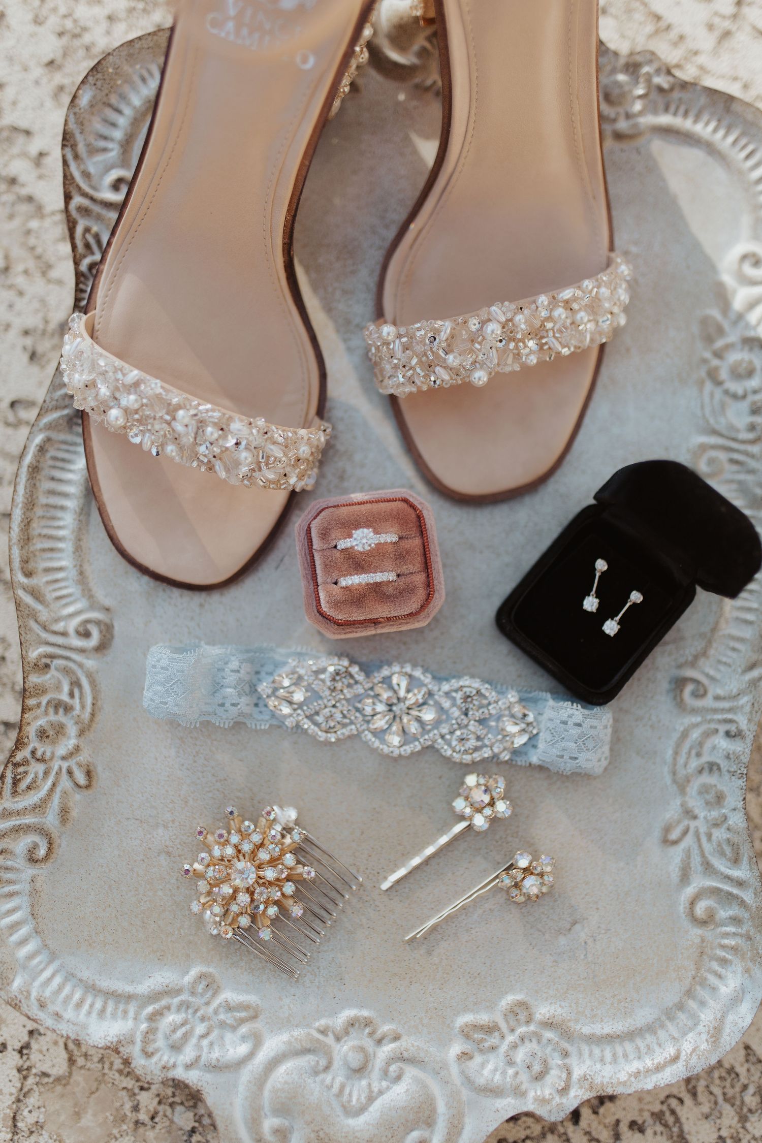 Wedding and elopement photography in Dallas, Texas! Photos taken by Jessa Maria Photography.
