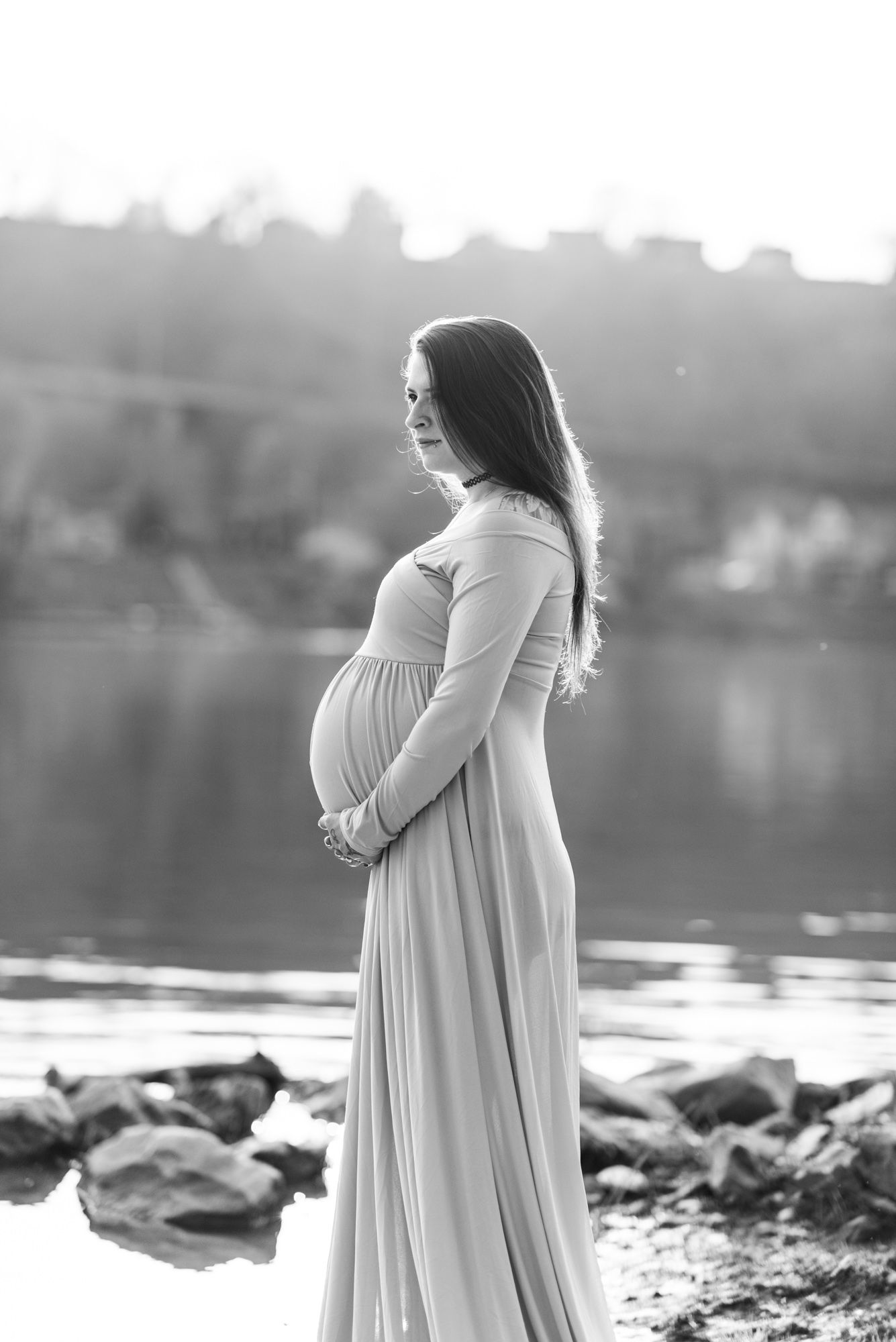 Maternity photos with flowing dress in black and white in Kittanning, Pennsylvania
