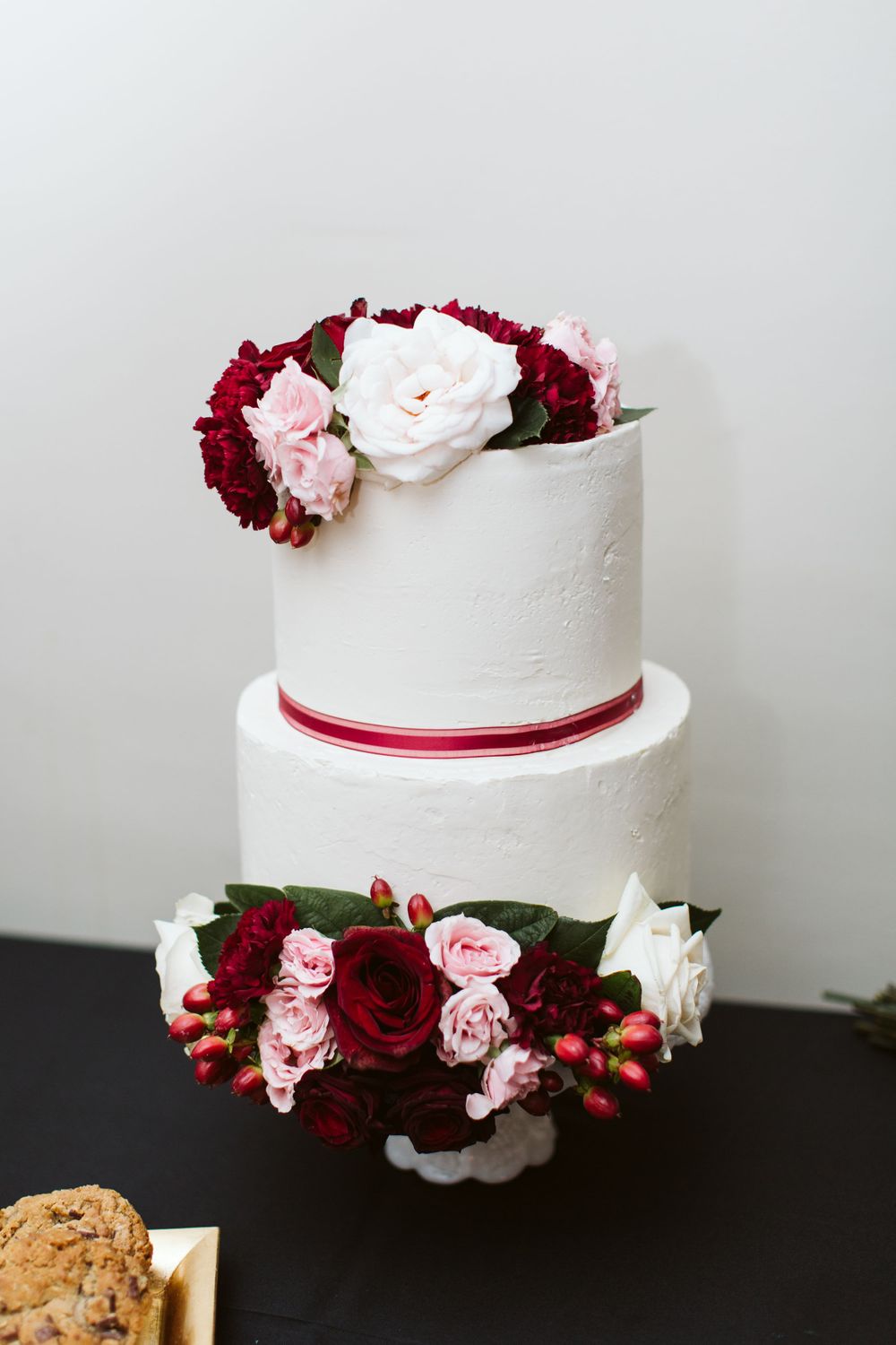 cake inspiration, winter wedding, Colorado reception ideas, classy wedding decor, best photographer in CO