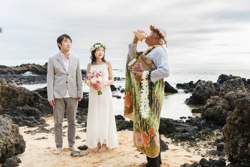 traditional Hawaiian ceremony