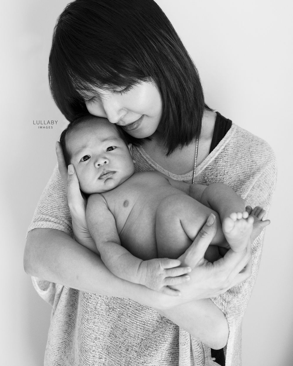 Hong Kong newborn baby photographer Lullaby Images