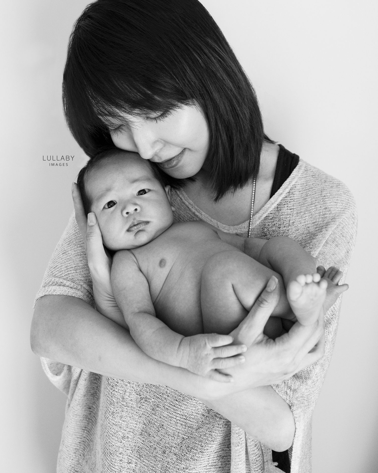 Hong Kong newborn baby photographer Lullaby Images