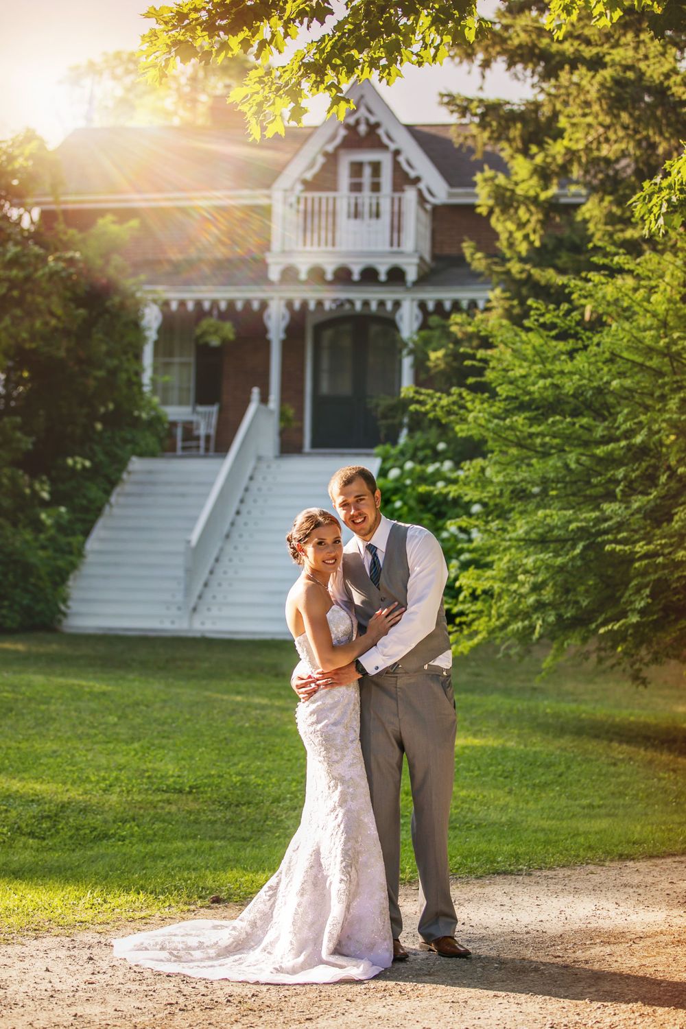 Rustic Farmhouse Backyard Wedding Photos by London Ontario Photographer Shawn Van Daele