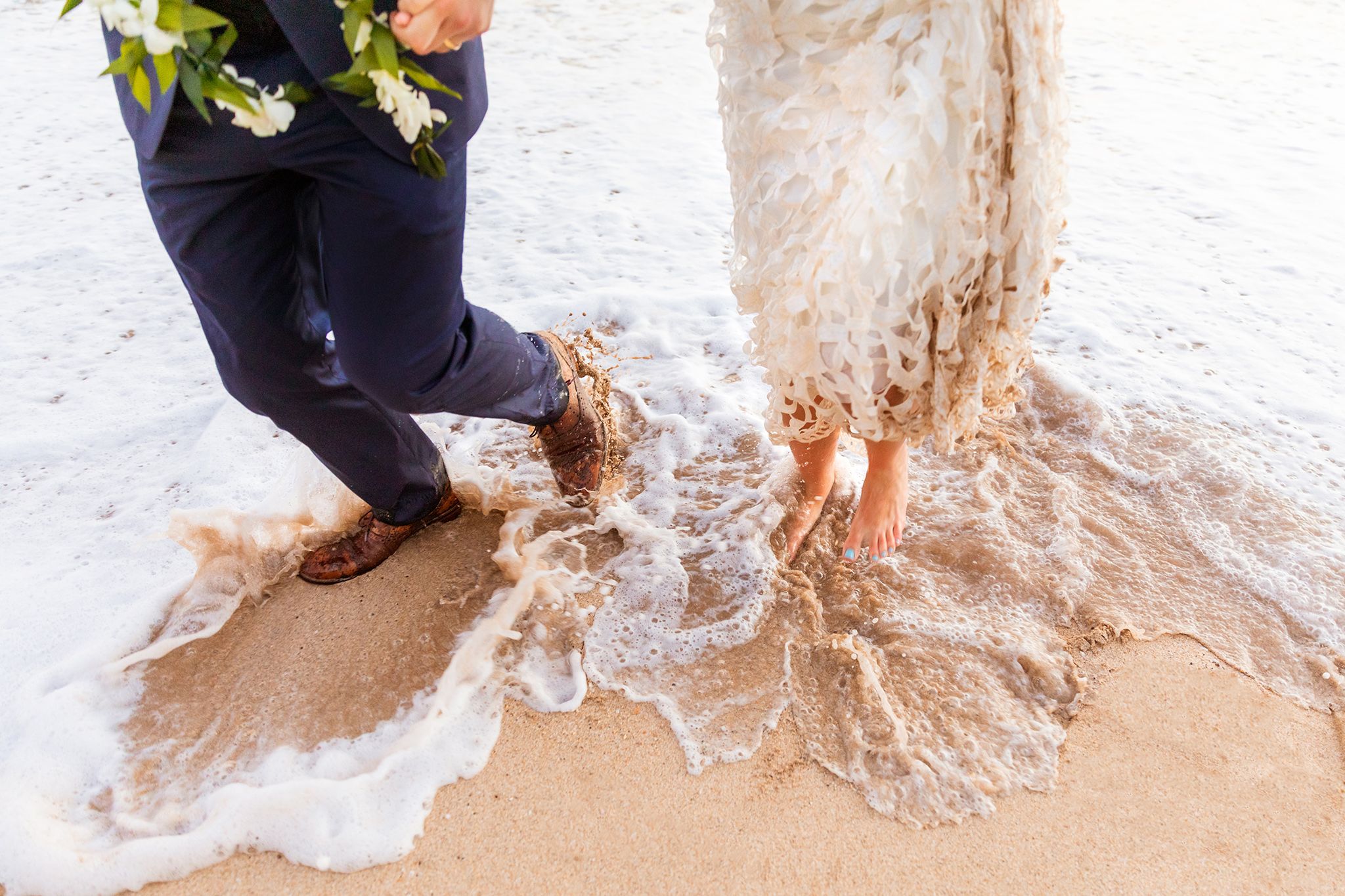 trash the dress maui