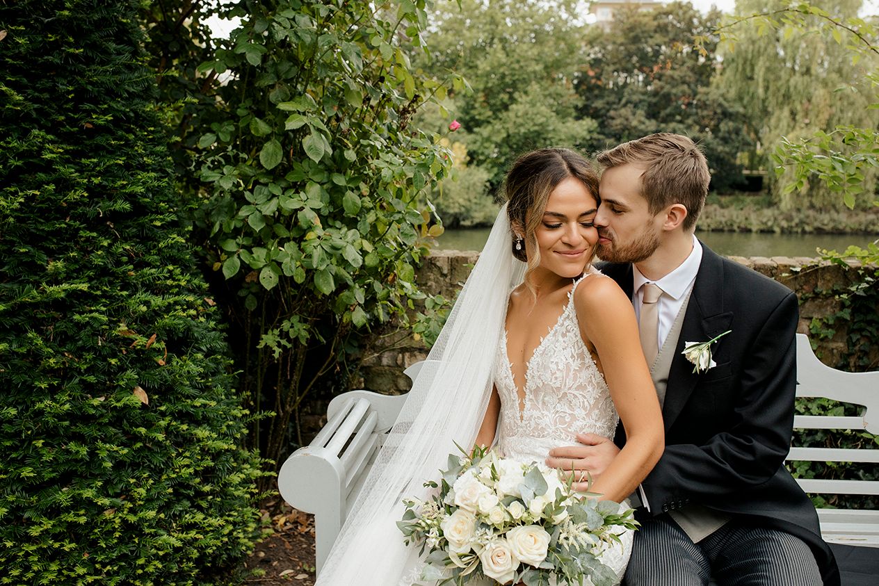 Bingham Riverhouse, romantic wedding photography