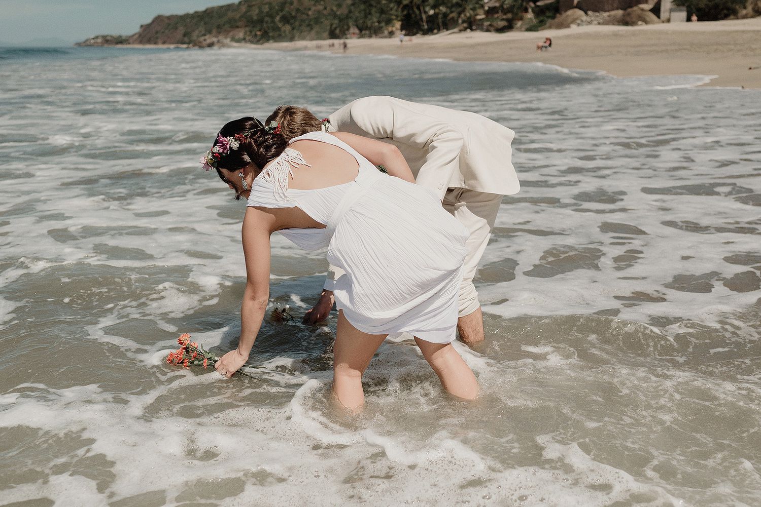 Sayulita wedding photographer Frente al punto wedding sayulita photographer