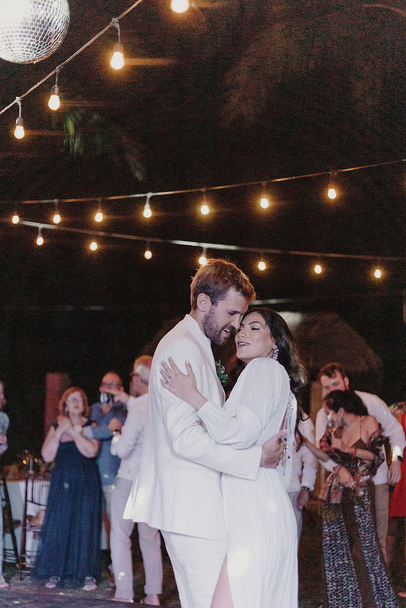 Sayulita wedding photographer Frente al punto wedding sayulita photographer