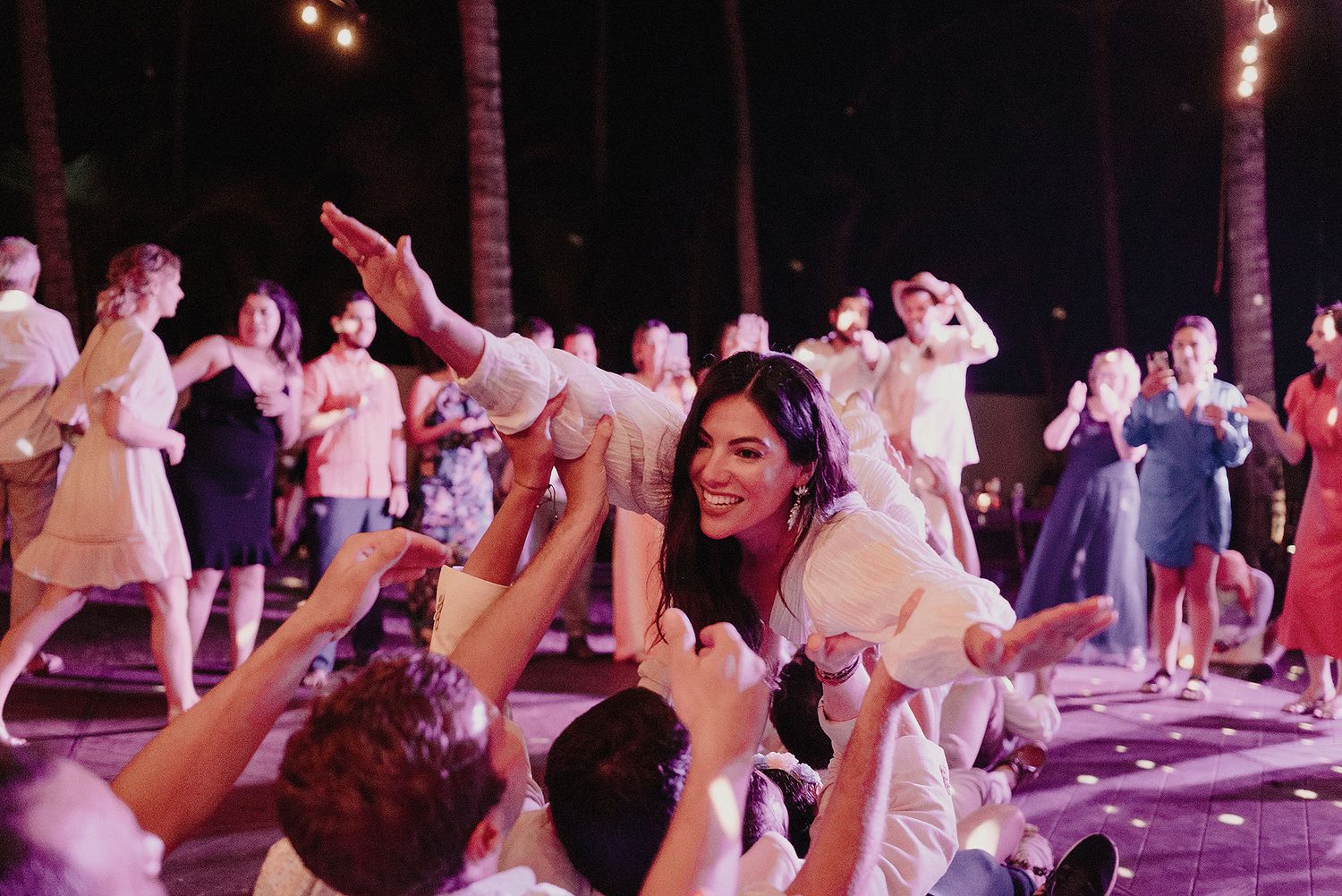 Sayulita wedding photographer Frente al punto wedding sayulita photographer