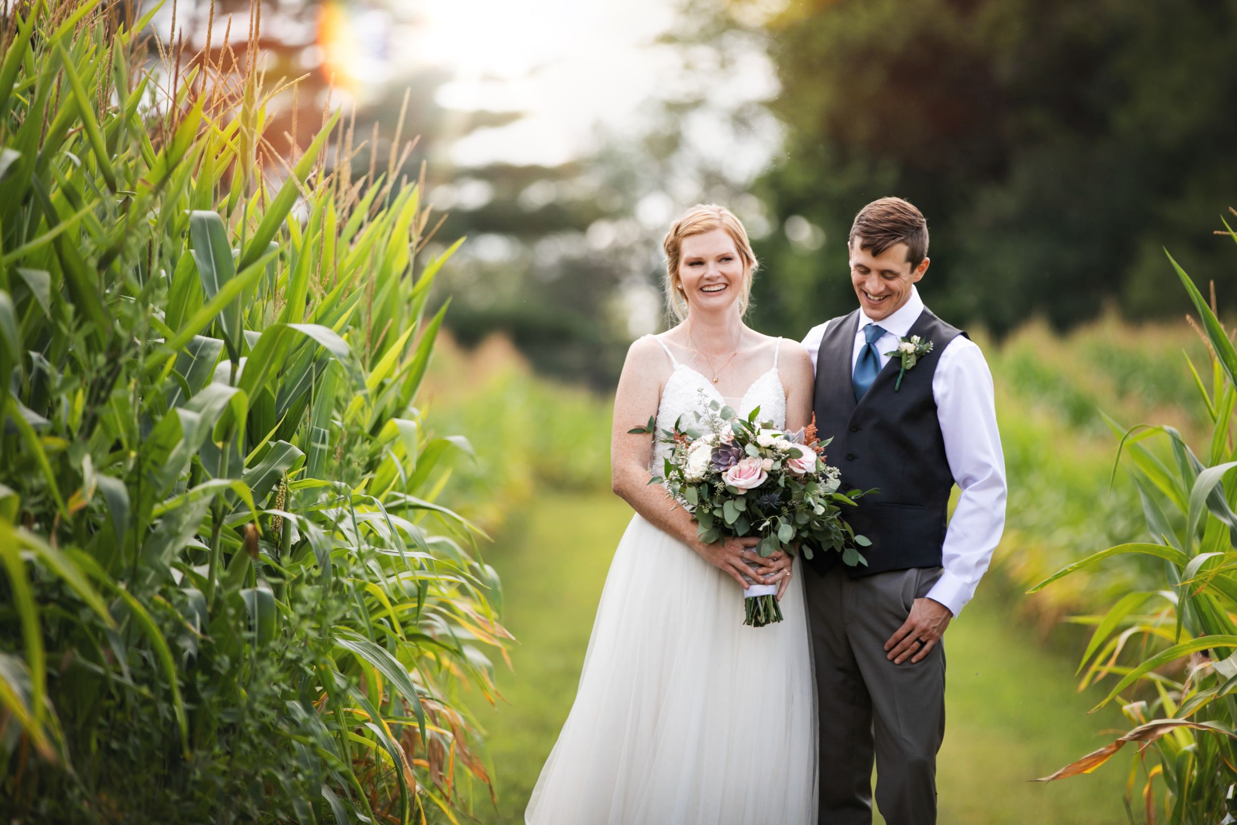 Charming rustic backyard wedding in Mount Brydges Ontario by London photographer Shawn Van Daele