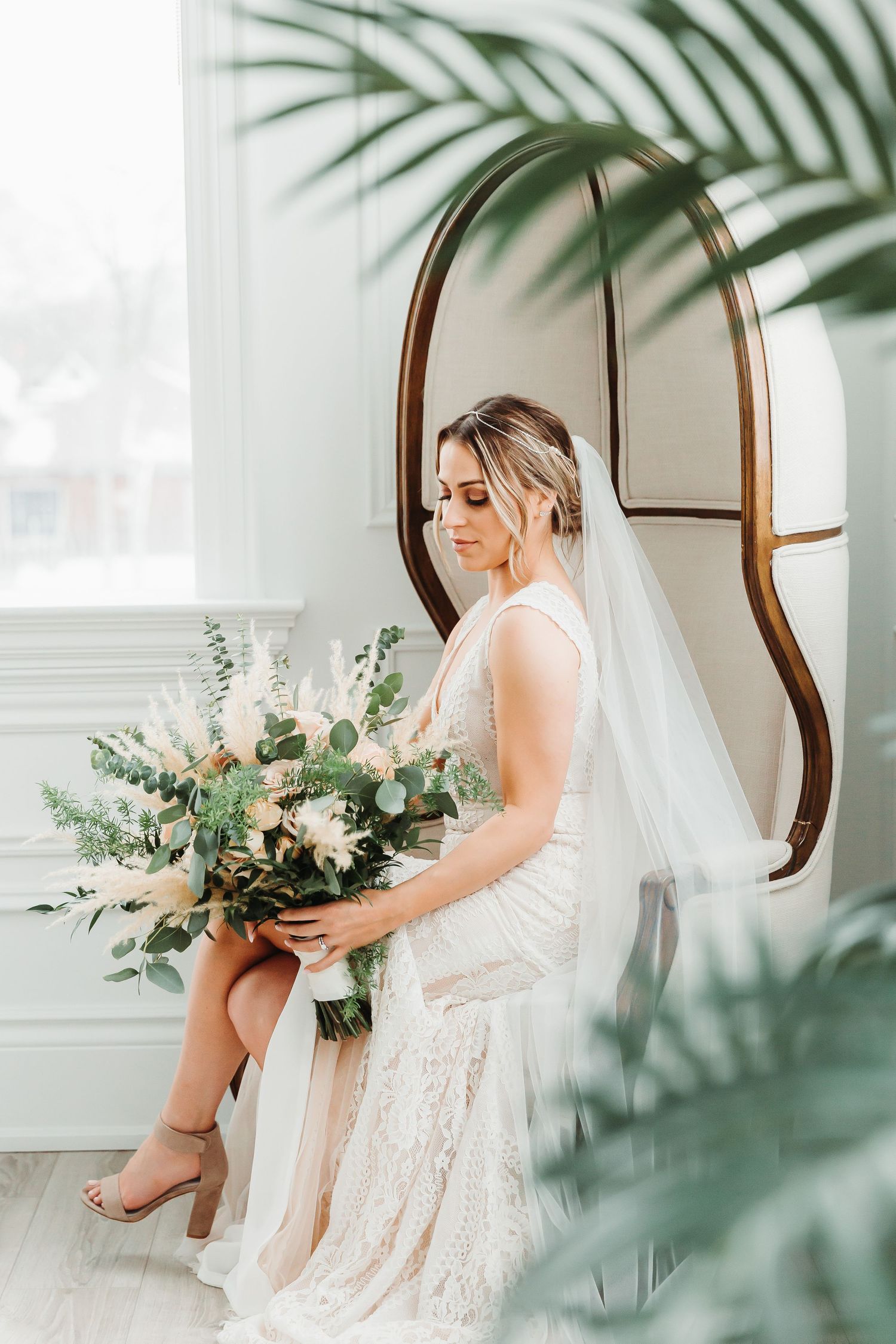 Grand Luxe Event Boutique and Mint Room Studios Toronto Wedding Photos by Shawn Van Daele