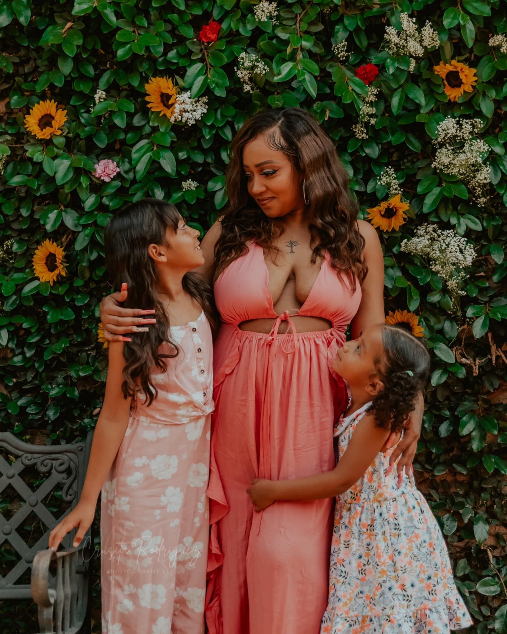 Motherhood photography in Ontario California