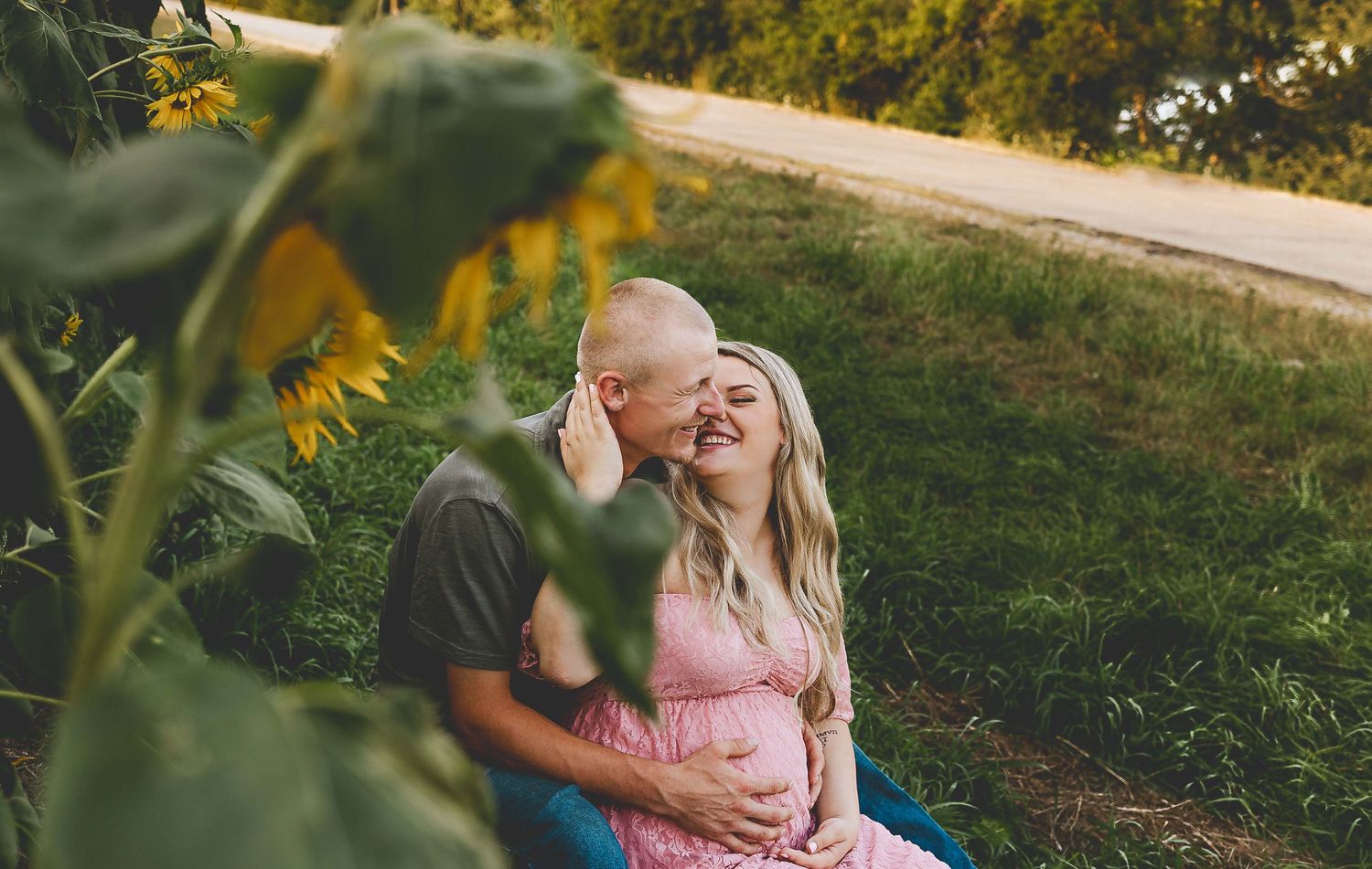 Maternity Photographer Hartland, Waukesha, Sussex, WI