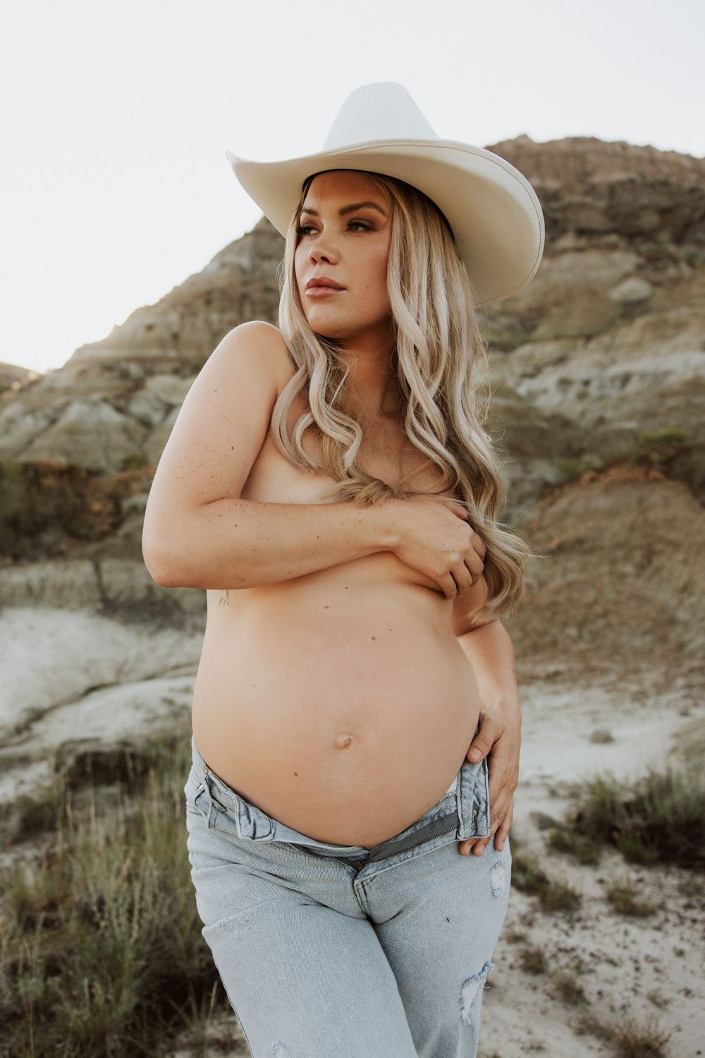 cowgirl maternity pictures