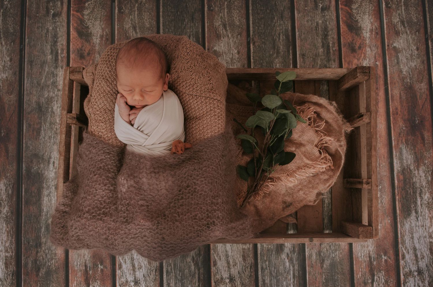 Rustic newborn photography by Devon newborn photographer Melanie Barnfield