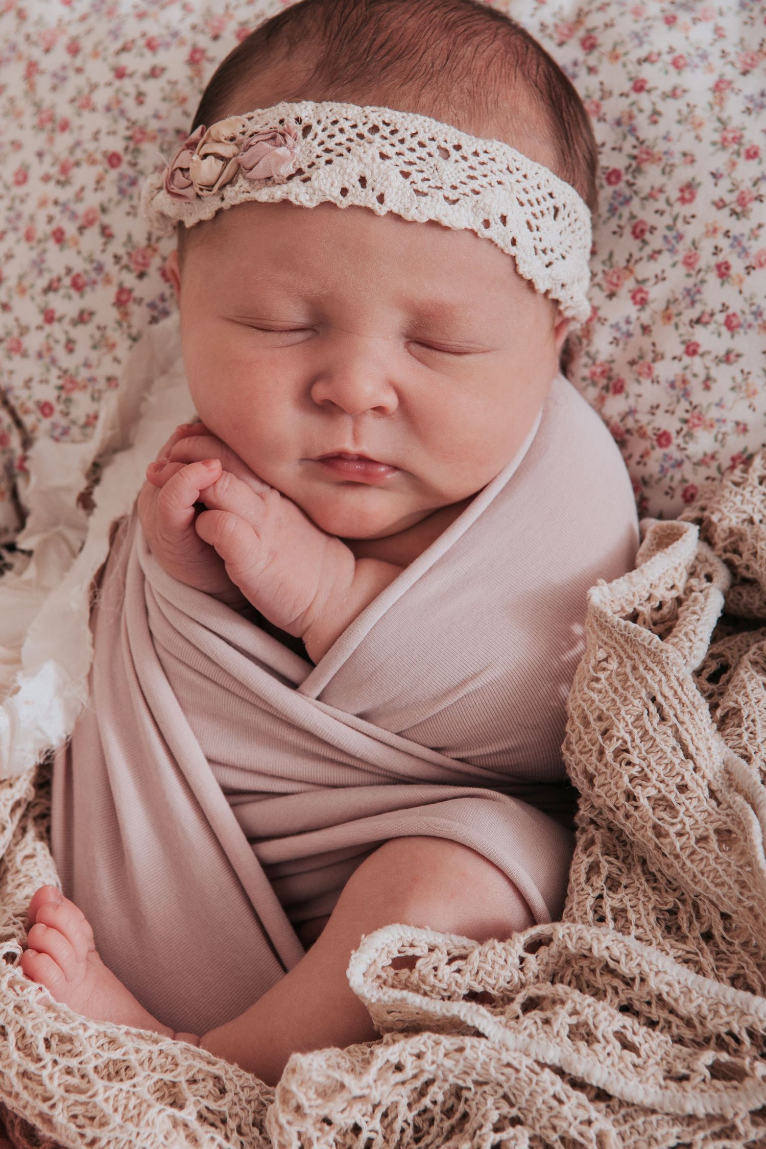 Beautiful newborn photographer by devon photographer Melanie Barnfield