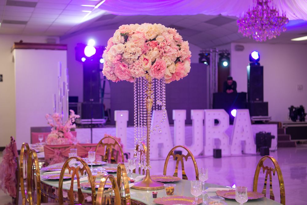 Salon de Eventos Los Cristales Event Center. Roma, Texas