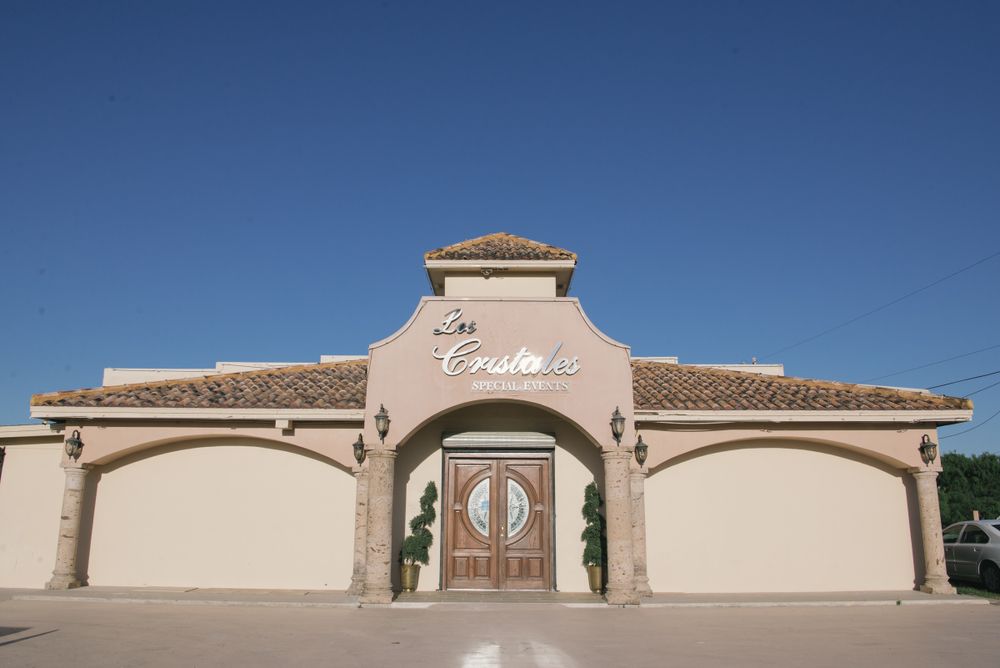Salon de Eventos Los Cristales Event Center. Roma, Texas